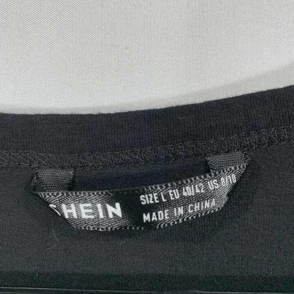 Shein Leopard Print Heart Graphic Tshirt - Picture 4 of 6